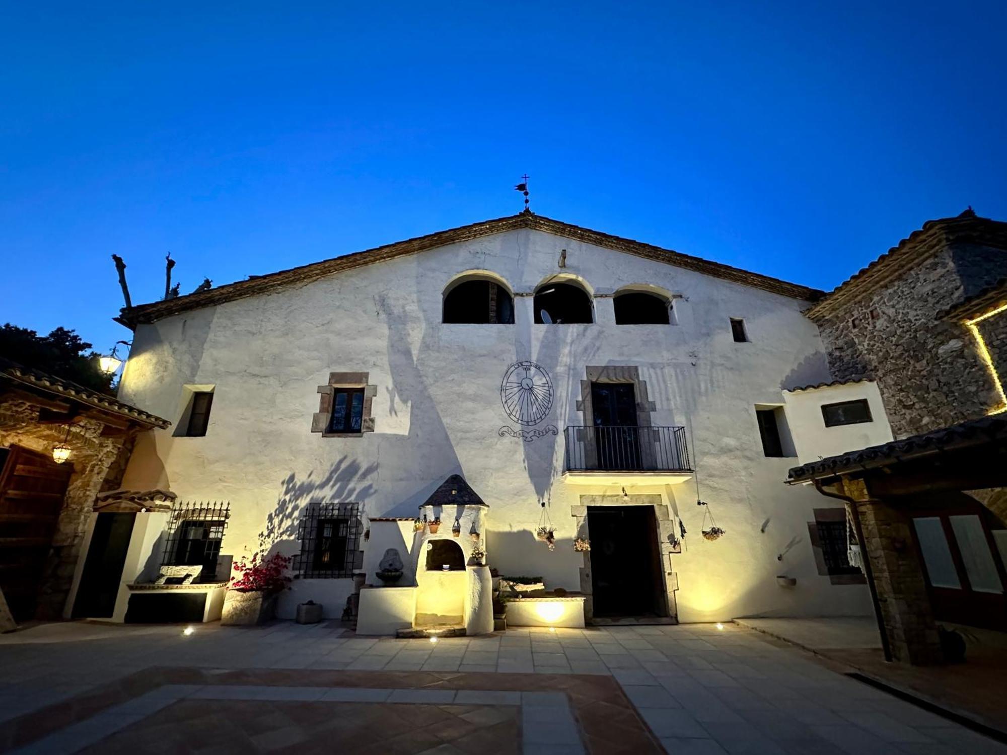 Masia Can Viver - Olive Oil Tourism B&B Bigues I Riells Exterior photo