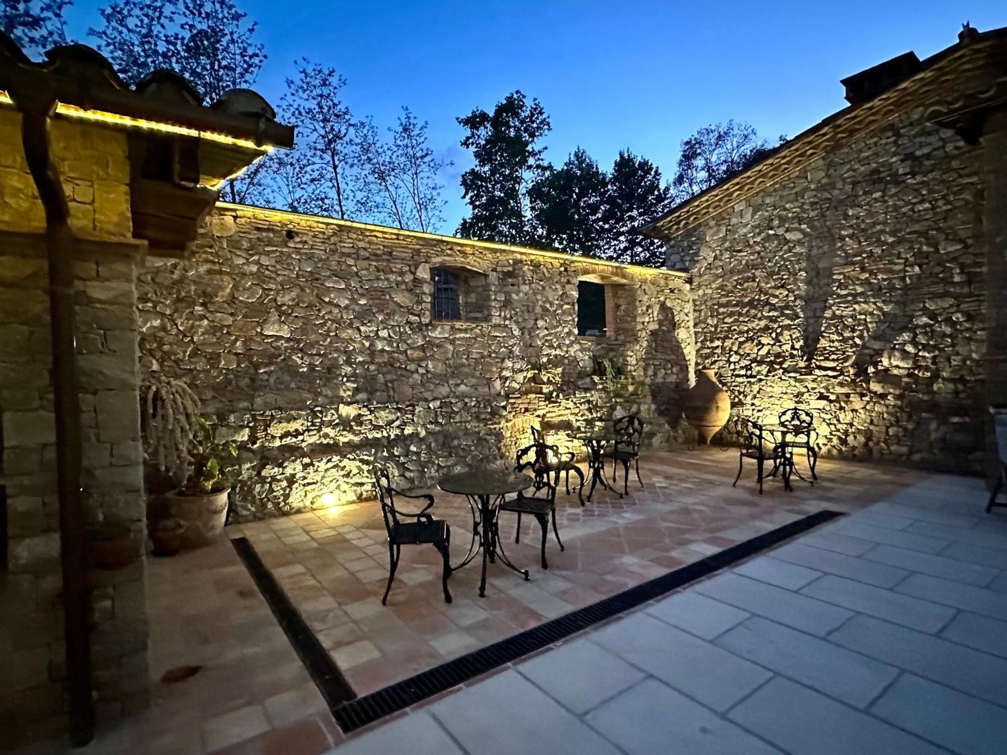 Masia Can Viver - Olive Oil Tourism B&B Bigues I Riells Exterior photo
